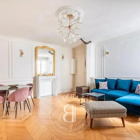 Apartment Beautiful Eiffel Tower 2 Bdr *